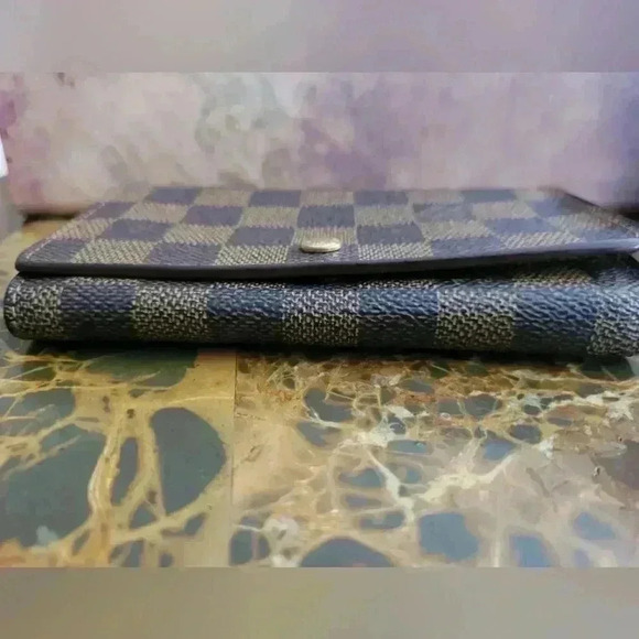 Louis Vuitton Damier Ebene - Picture 6 of 10